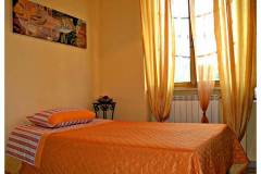 beb-genazzano-camera-gialla
