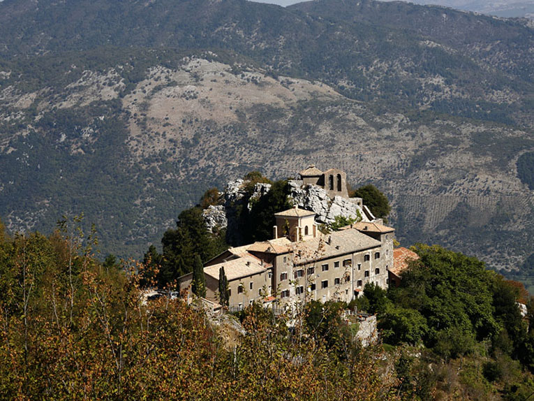 santuario-incastonato-sui-monti-prenestini